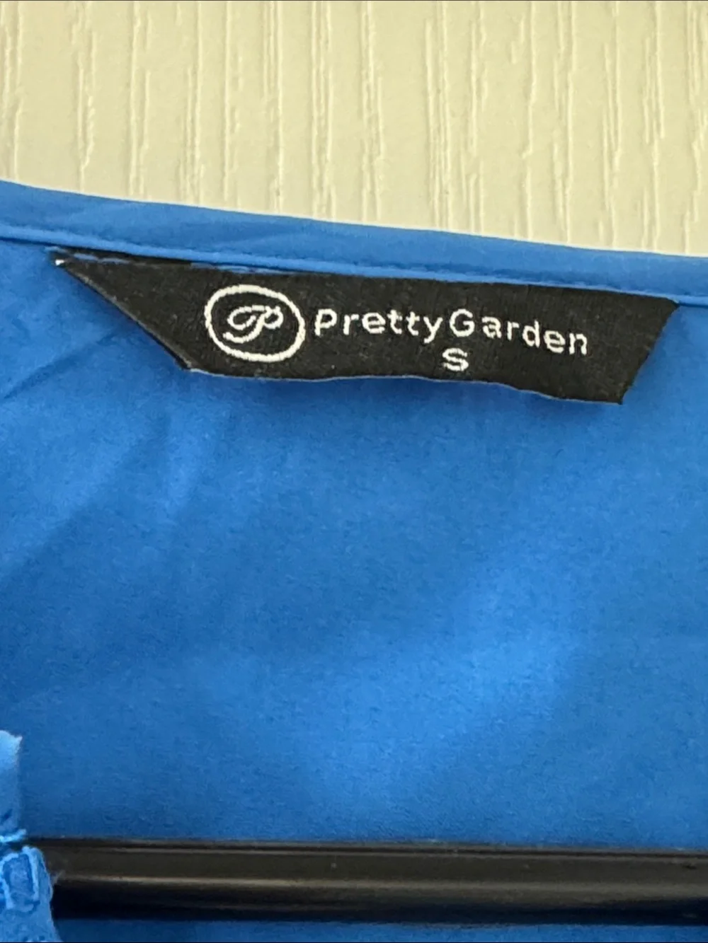 PRETTY GARDEN Eyelet Royal Blue Midi Dress, Vneck, Pockets, Size Small New!